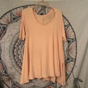 Pretty peach shirt🦄